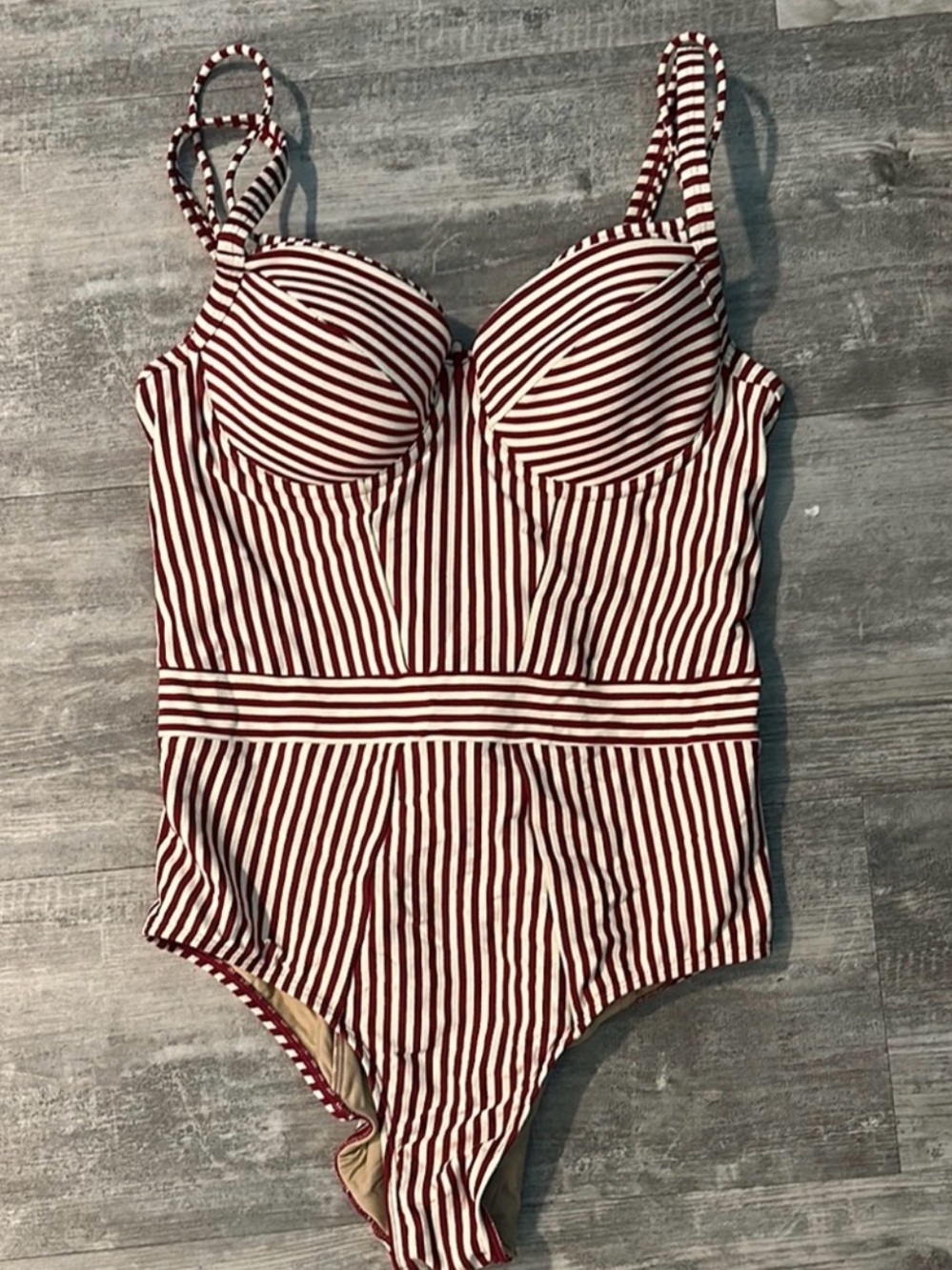 Striped Underwire One-Piece Swimsuit in Maroon and White